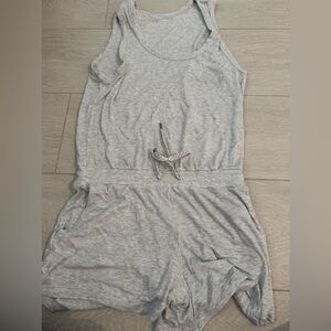 Vuori romper color light grey size small